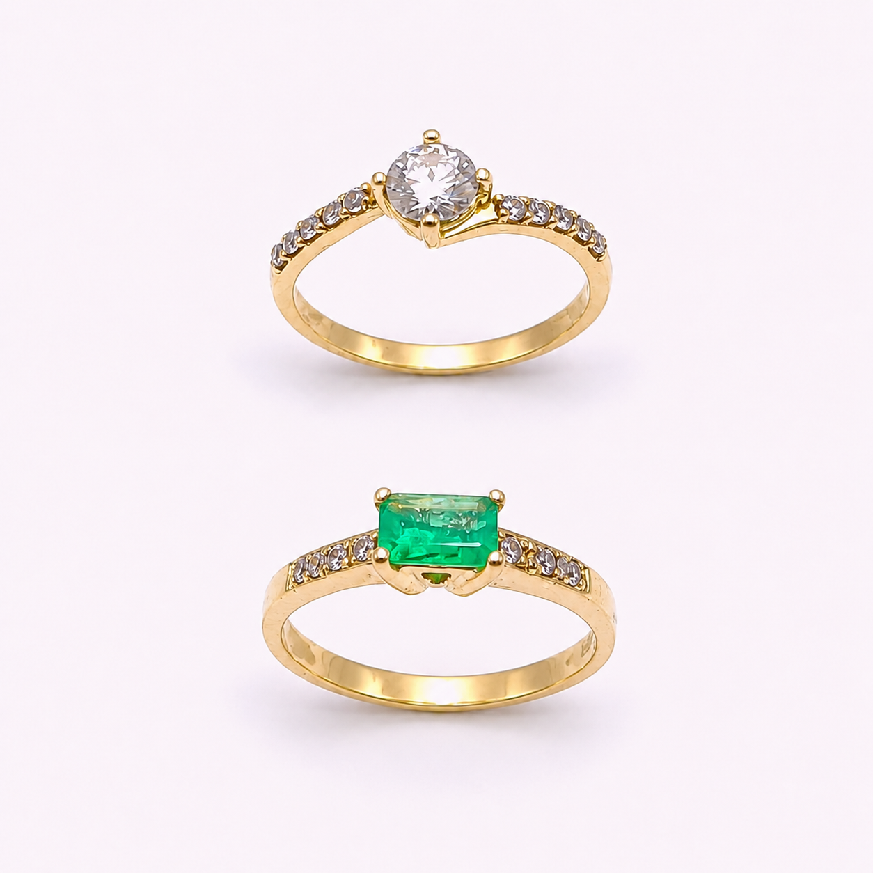 Anillo de compromiso terminado, protagonista sobre fondo neutro